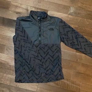 The North Face Quater-Zip Pullover